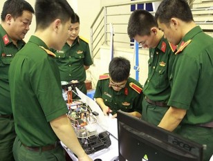 Giờ học của sinh viên HV Kĩ thuật quân sự