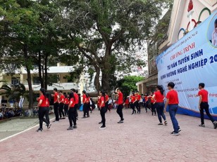 Tư vấn tuyển sinh - HUCFL