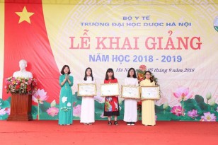 Lễ khai giảng của trường