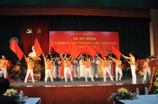 Lễ kỷ niệm thành lập trường