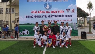 Giải bóng sv trường Đại học Chính trị