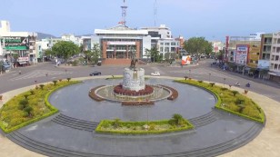 Khuôn viên khang trang sạch đẹp
