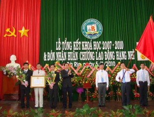 Lễ tổng kết khóa học - CĐ Sư phạm Bà Rịa-Vũng Tàu