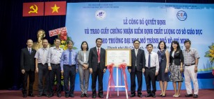 Lễ chứng nhận chất lượng giáo dục của trường