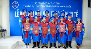 Các bạn sinh viên của trường