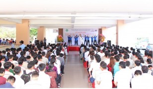 Hội trường rộng lớn