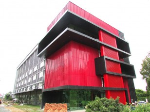 Khuôn viên của trường