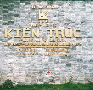 Biểu tượng quen thuộc của trường