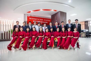Cán bộ giảng viên của trường