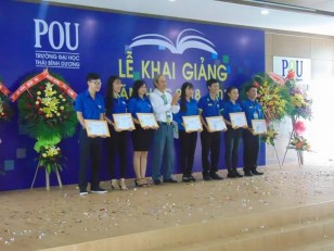 Lễ khai giảng năm học