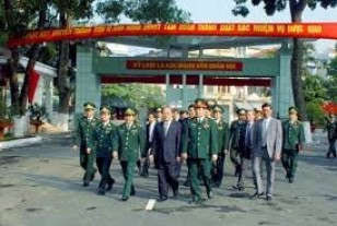 Lãnh đạo cấp cao về thăm HVBP