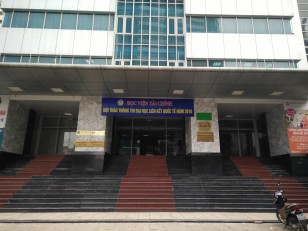 Khu giảng đường chính