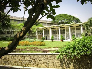 KHUÔN VIÊN TRƯỜNG HCMUS